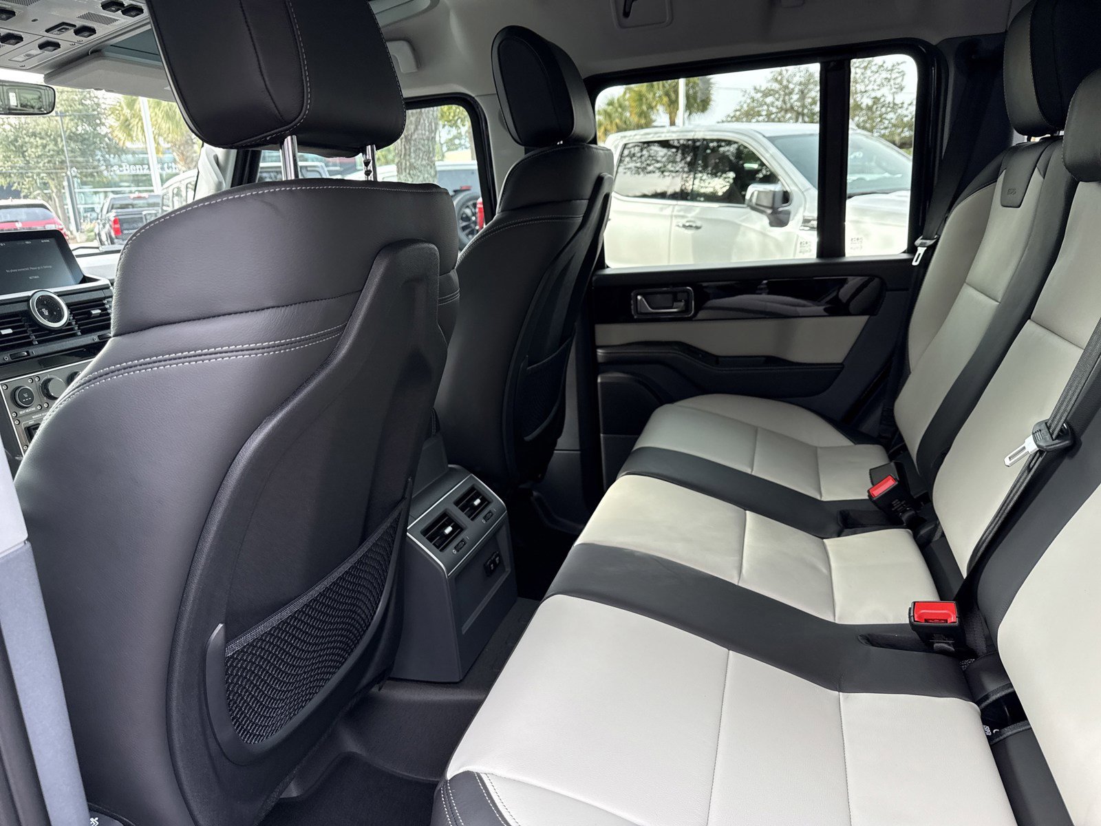 New 2026 INEOS Grenadier image 24