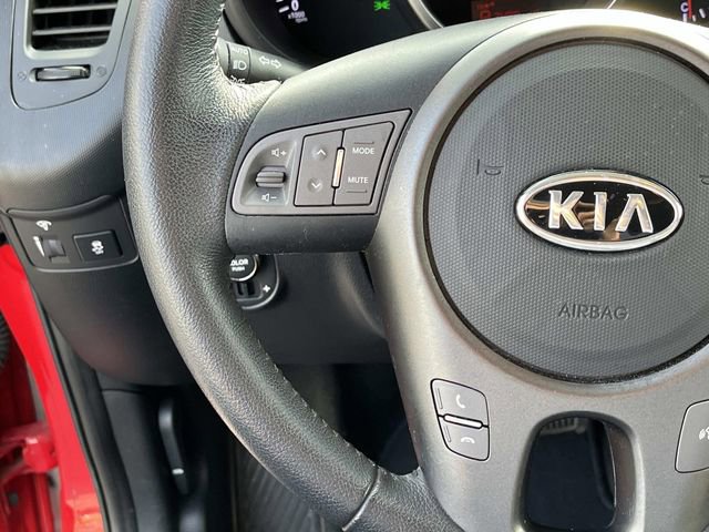 Used 2012 Kia Soul + w/ Audio Pkg image 28