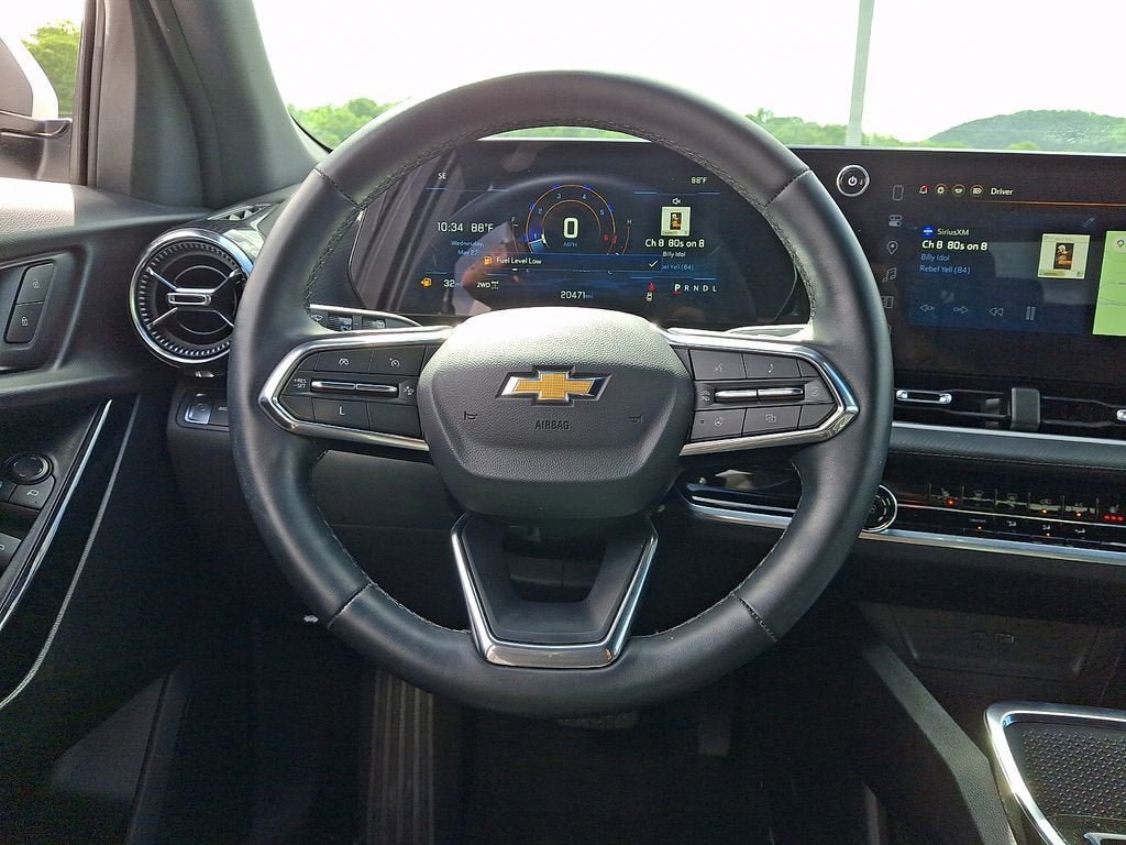 Used 2025 Chevrolet Equinox LT AWD/4WD image 19