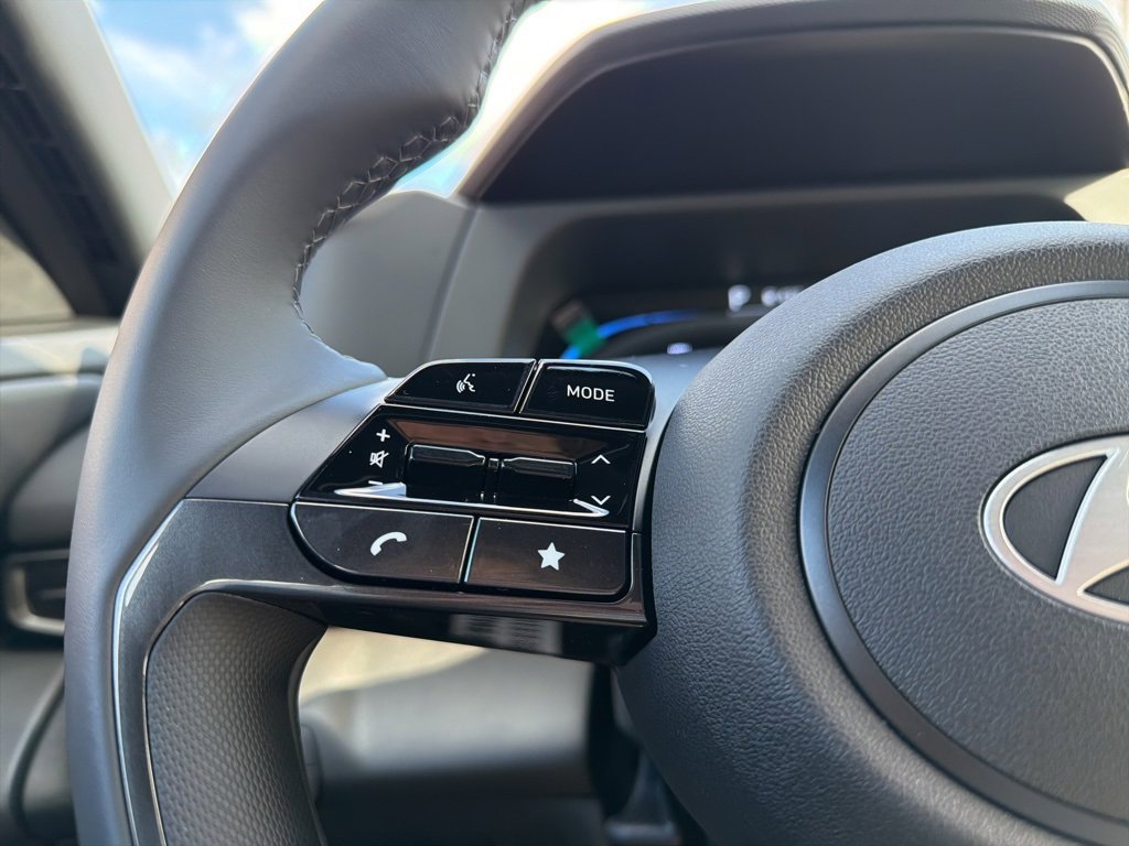 New 2025 Hyundai Elantra Sport image 29