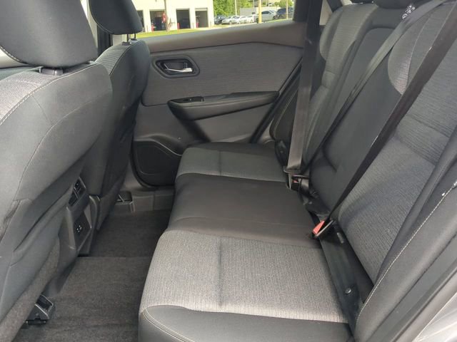 Used 2022 Nissan Rogue SV image 14