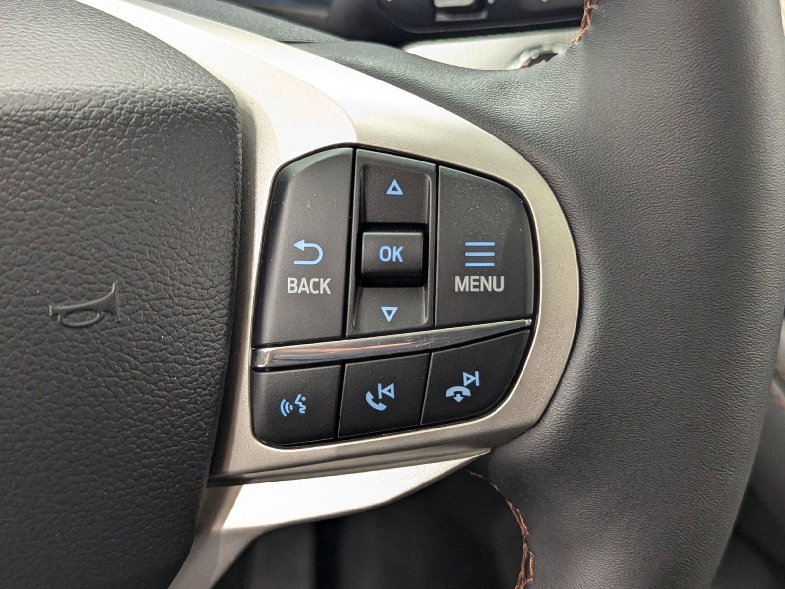 New 2026 Ford Explorer Active w/ Active Comfort Package image 25