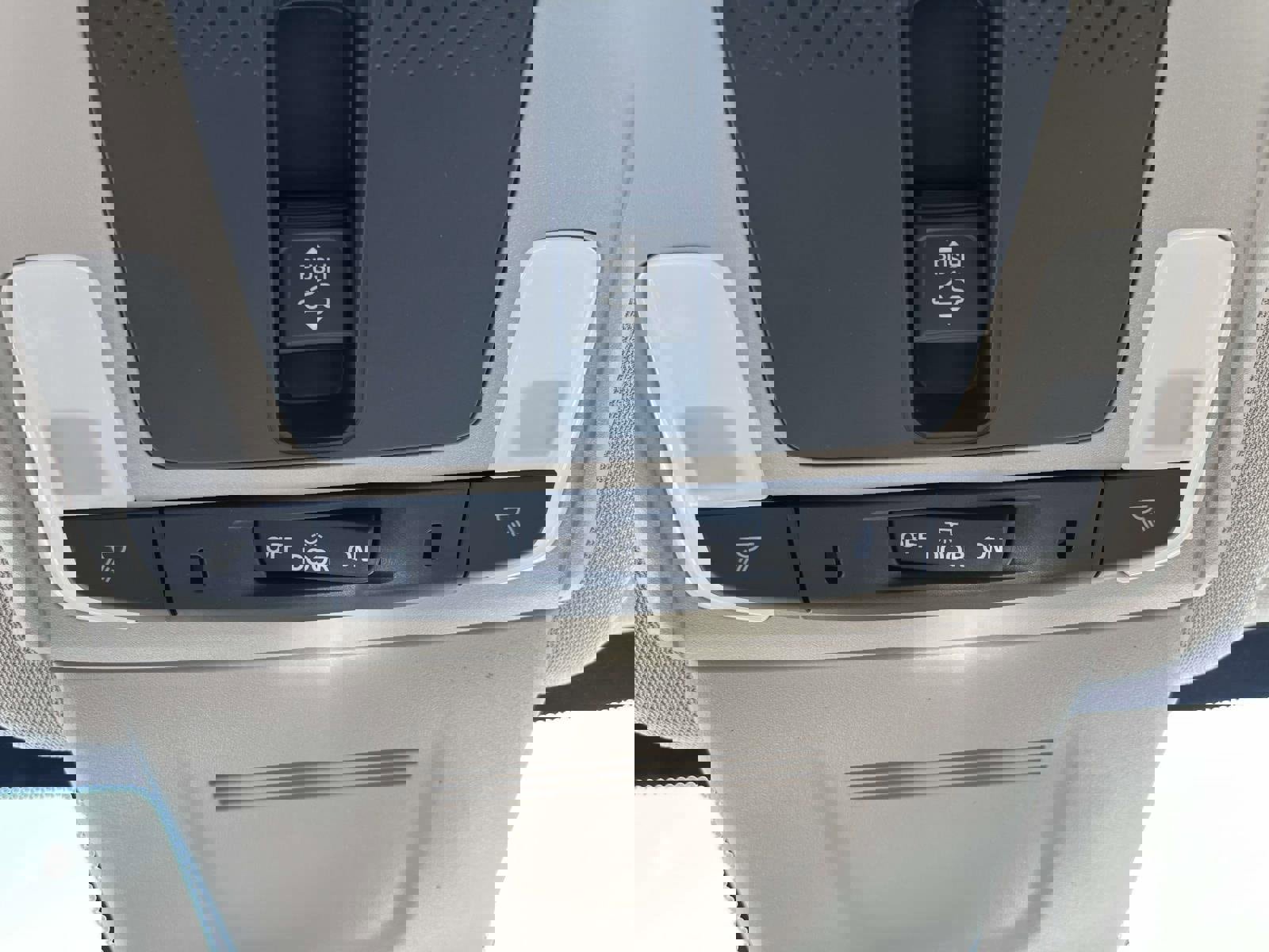 Used 2025 Honda CR-V EX image 31