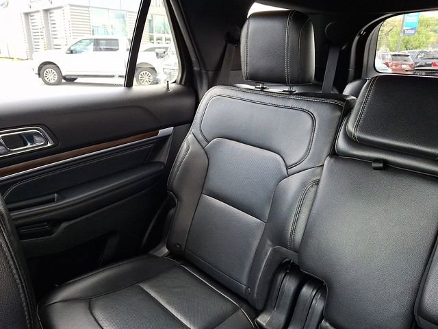 Certified 2018 Ford Explorer Limited AWD/4WD image 18