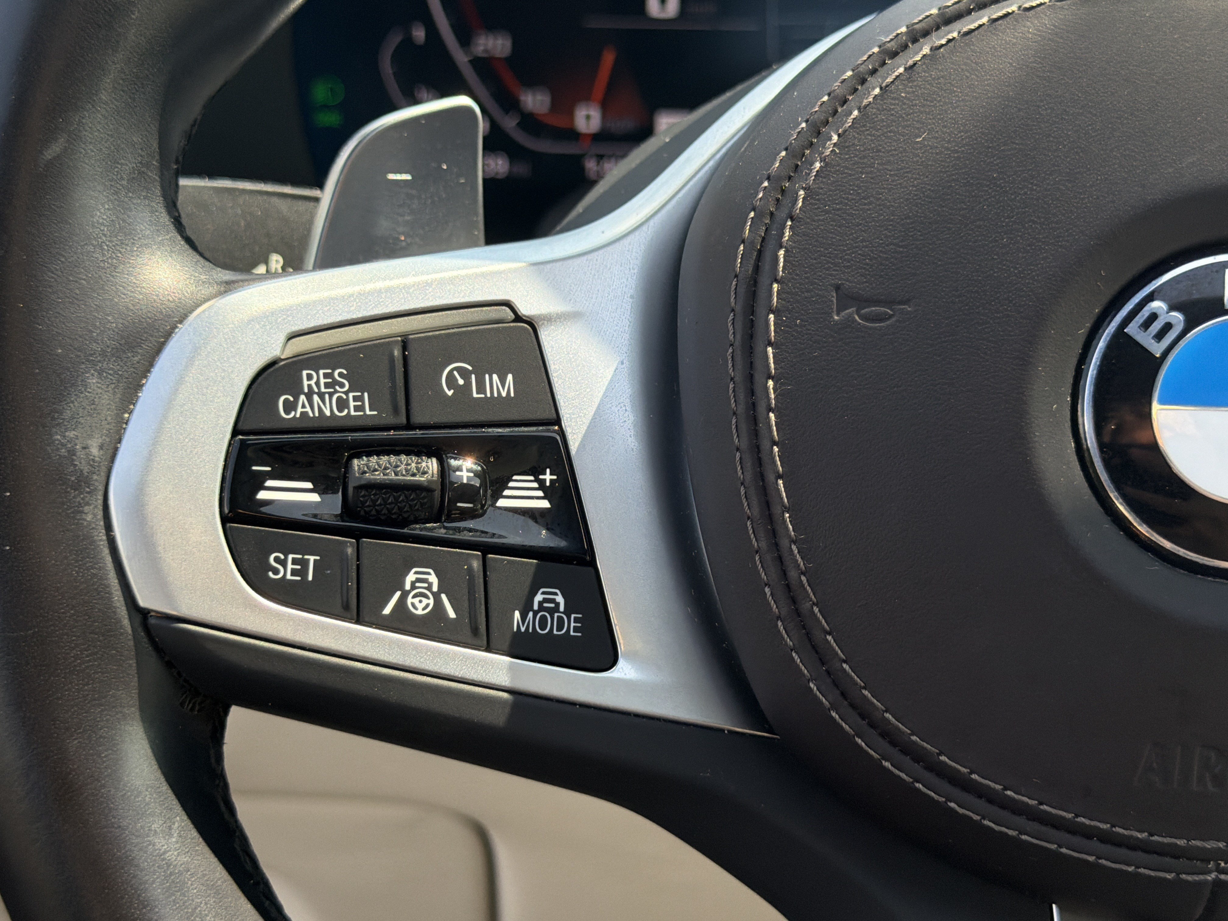 Used 2022 BMW X5 M50i w/ Executive Package AWD/4WD image 33