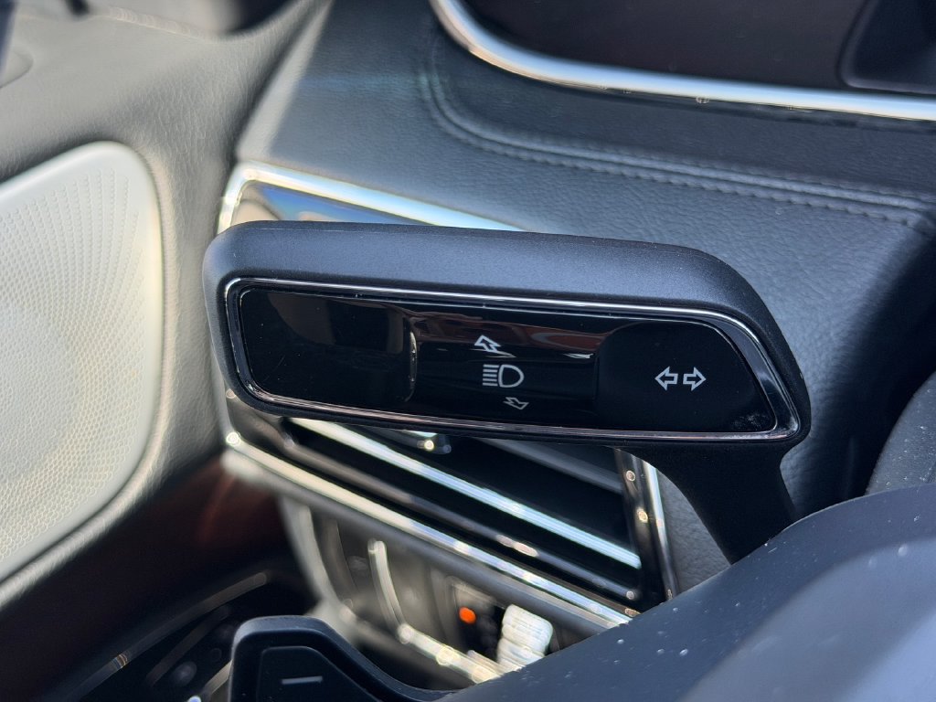 Certified 2023 Lincoln Navigator Reserve AWD/4WD image 17