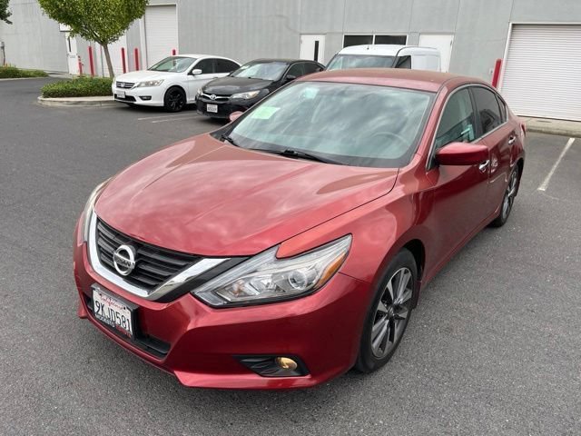 Used 2016 Nissan Altima 2.5 SV FWD image 1
