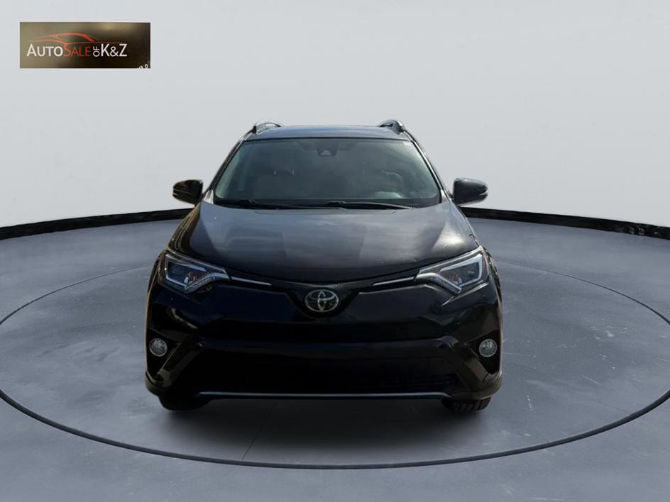 Used 2017 Toyota RAV4 Limited FWD image 4