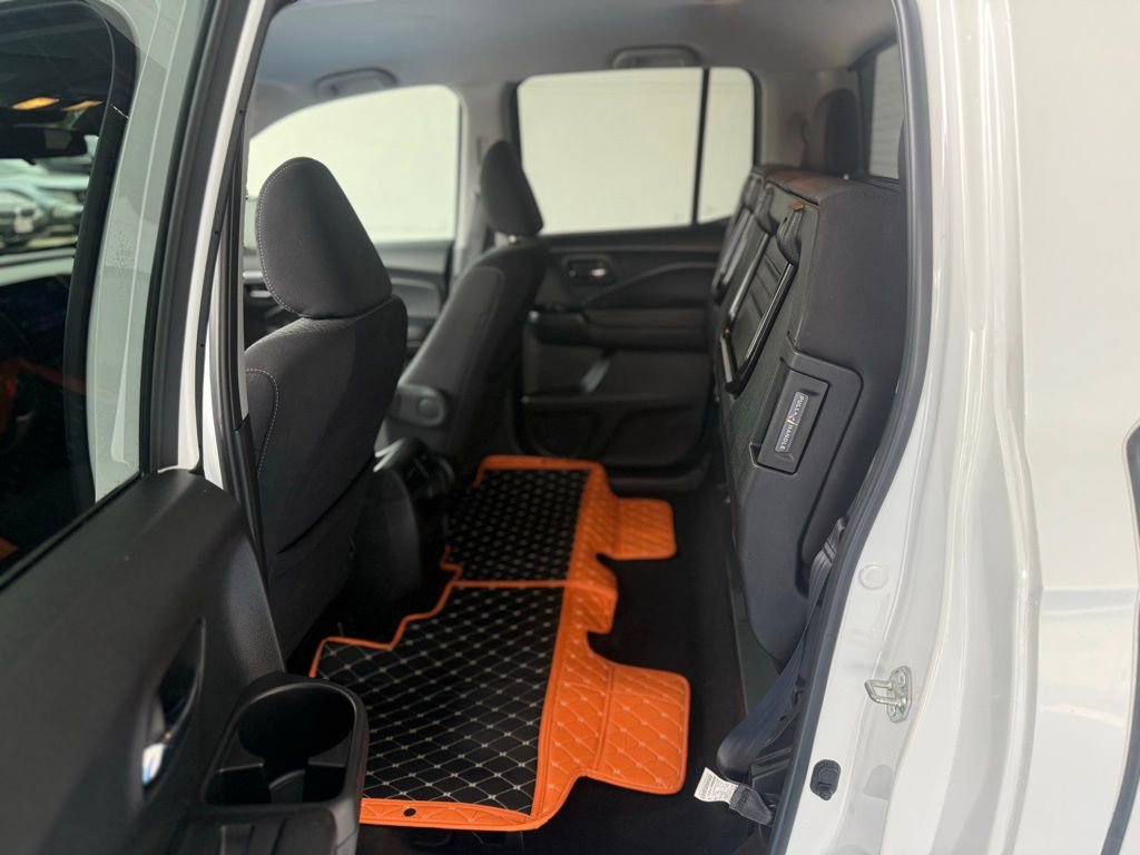 Used 2020 Honda Ridgeline Sport image 12