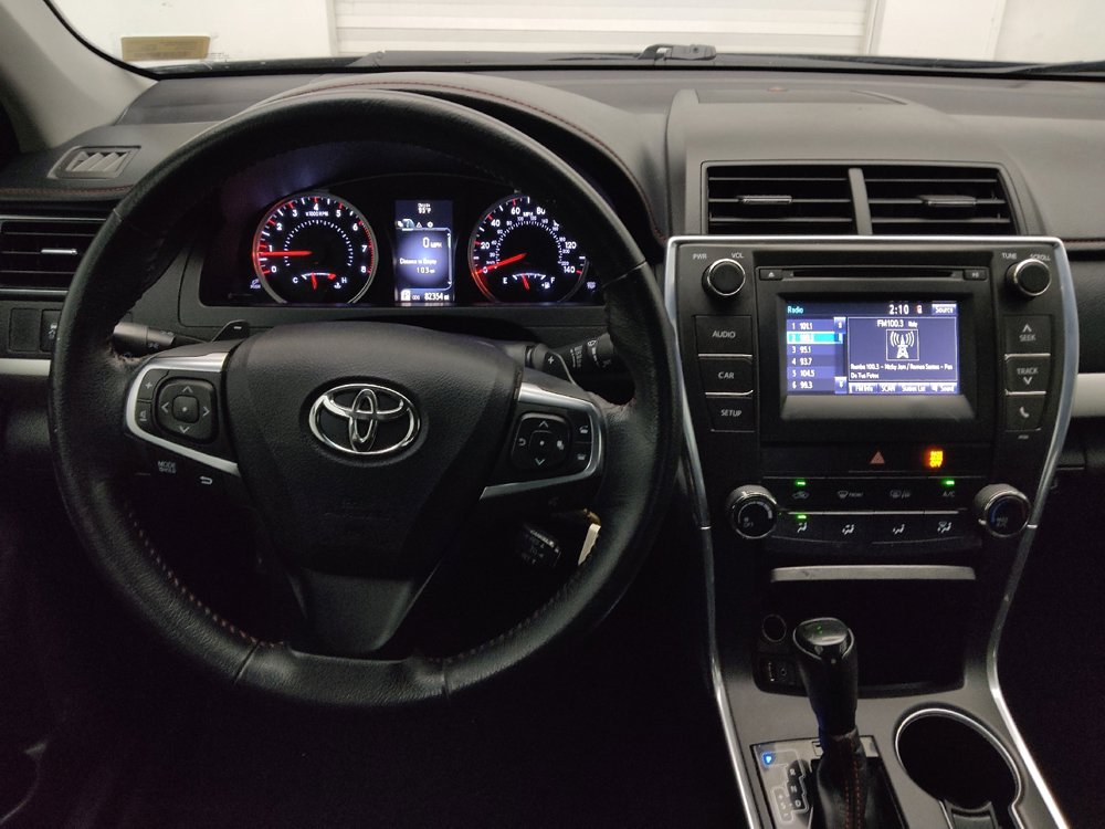 Used 2015 Toyota Camry SE FWD image 22