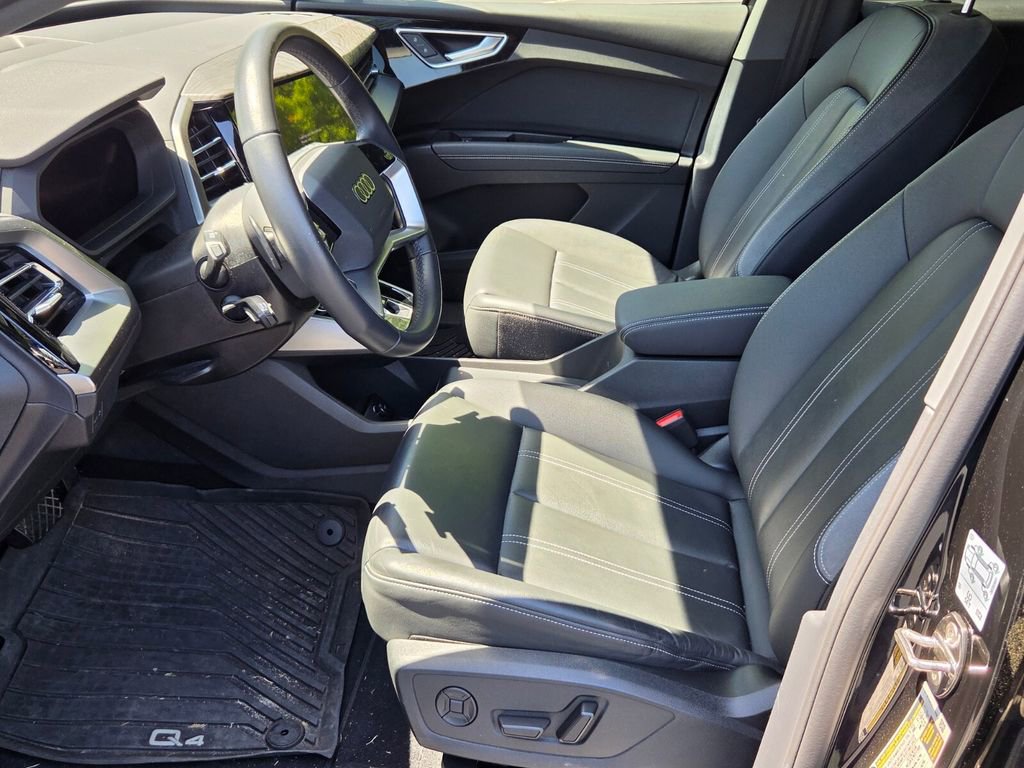 Used 2023 Audi Q4 e-tron Premium Plus w/ Premium Plus image 10