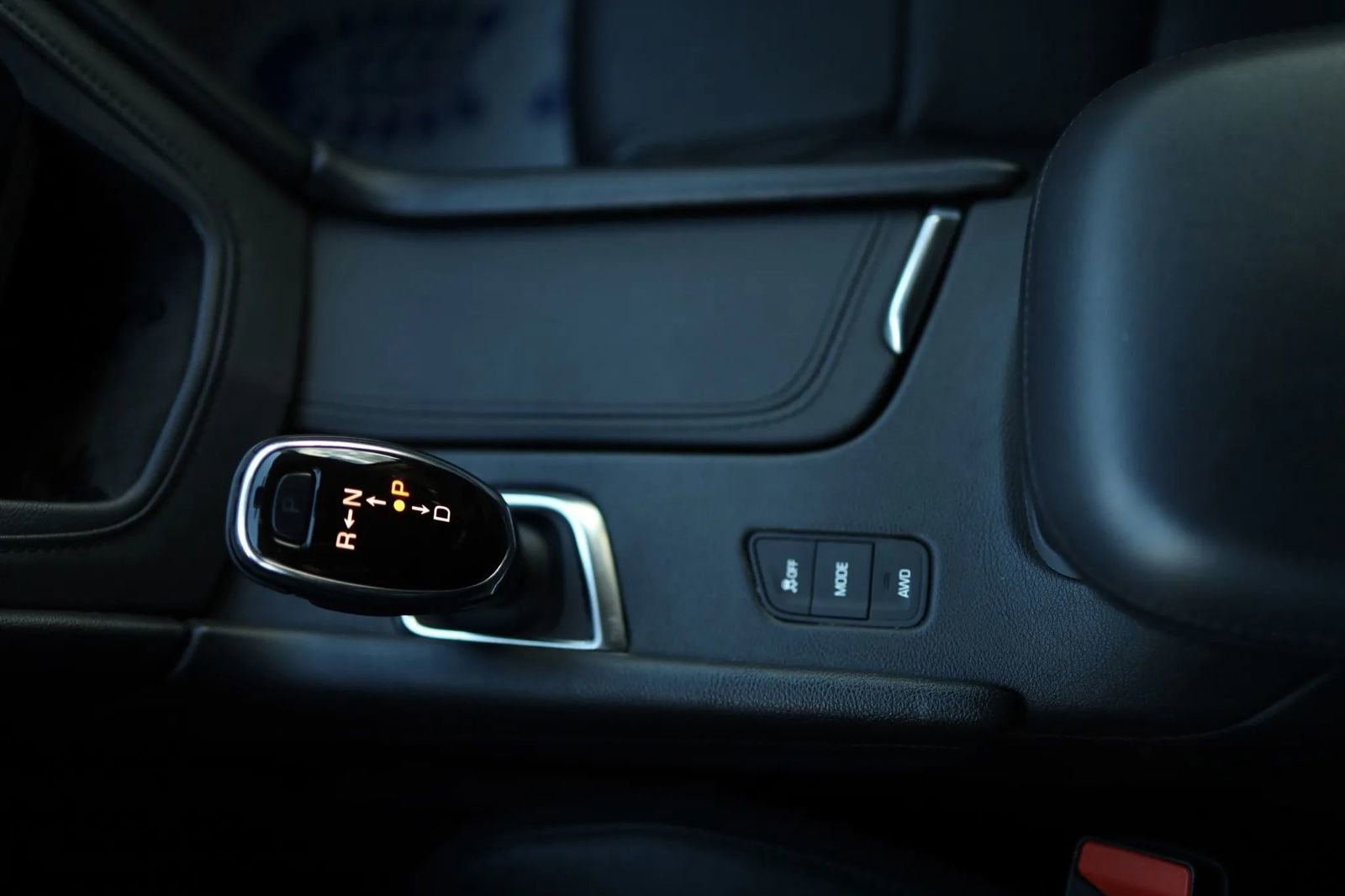 Used 2017 Cadillac XT5 Luxury w/ Driver Awareness Package AWD/4WD image 31