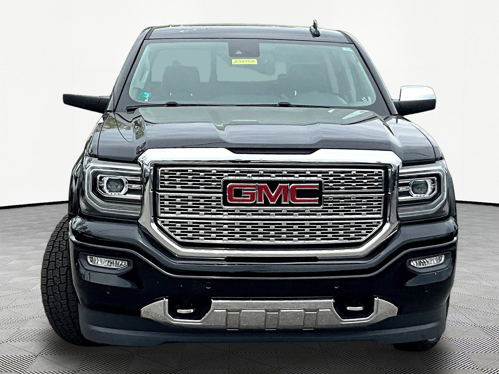 Used 2018 GMC Sierra 1500 Denali w/ Denali Ultimate Package AWD/4WD image 2