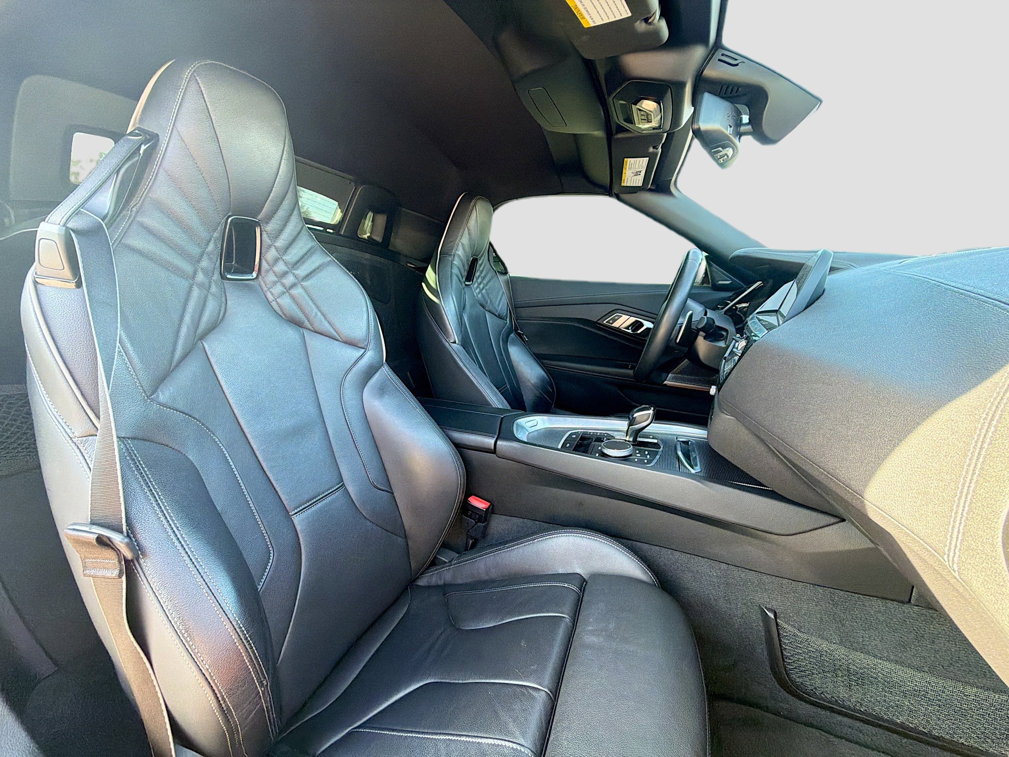 Used 2020 BMW Z4 M40i w/ Executive Package image 14