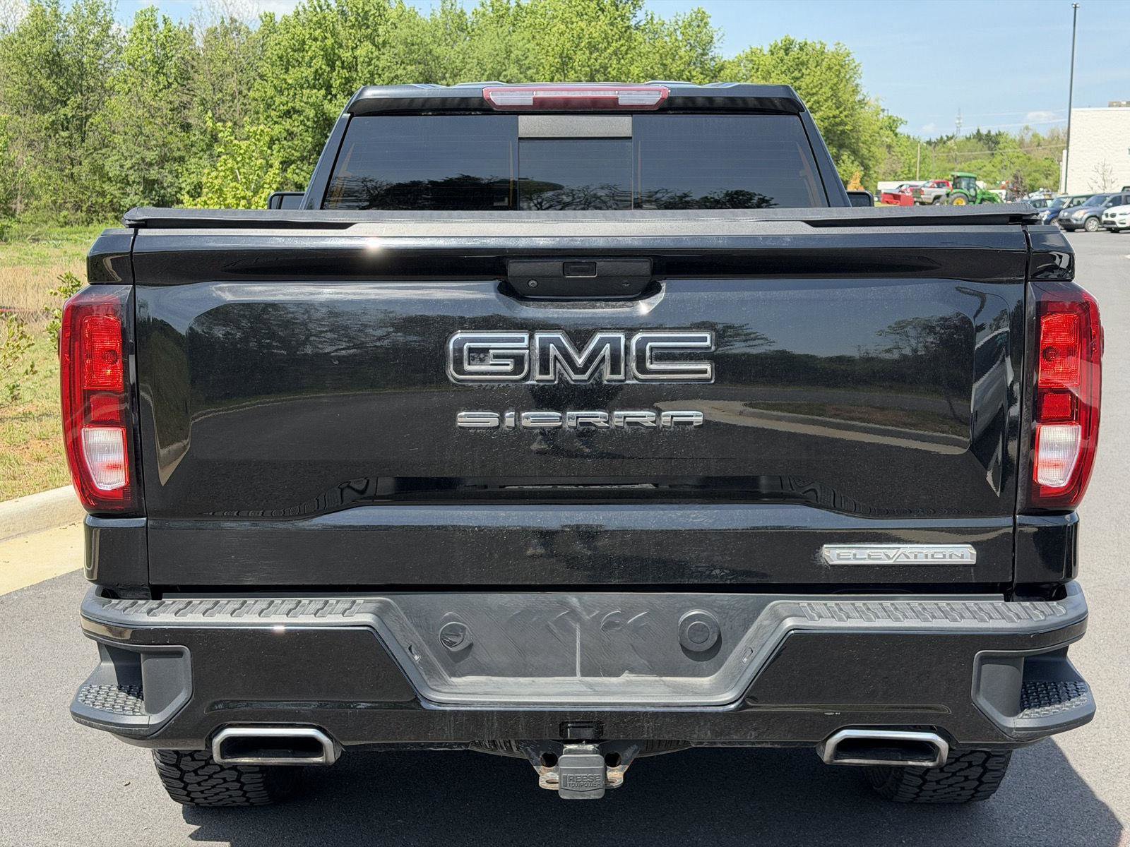 Used 2021 GMC Sierra 1500 Elevation w/ Preferred Package AWD/4WD image 2