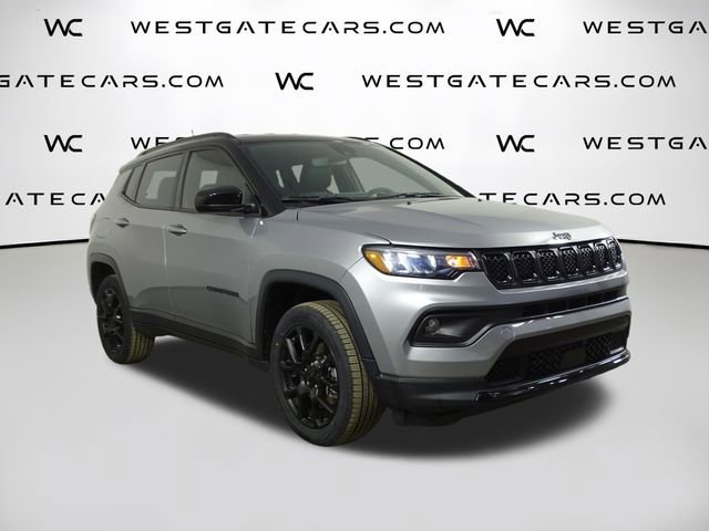 Used 2023 Jeep Compass Altitude image 2
