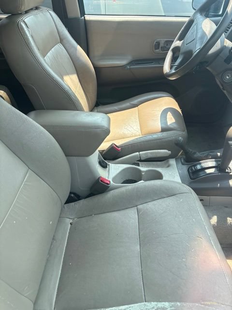 Used 2000 Mitsubishi Montero Sport XLS AWD/4WD image 11
