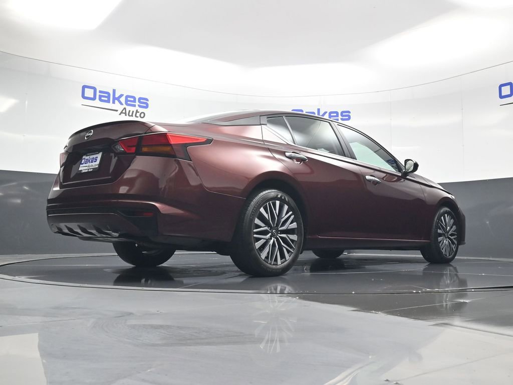 Used 2025 Nissan Altima 2.5 SV image 42