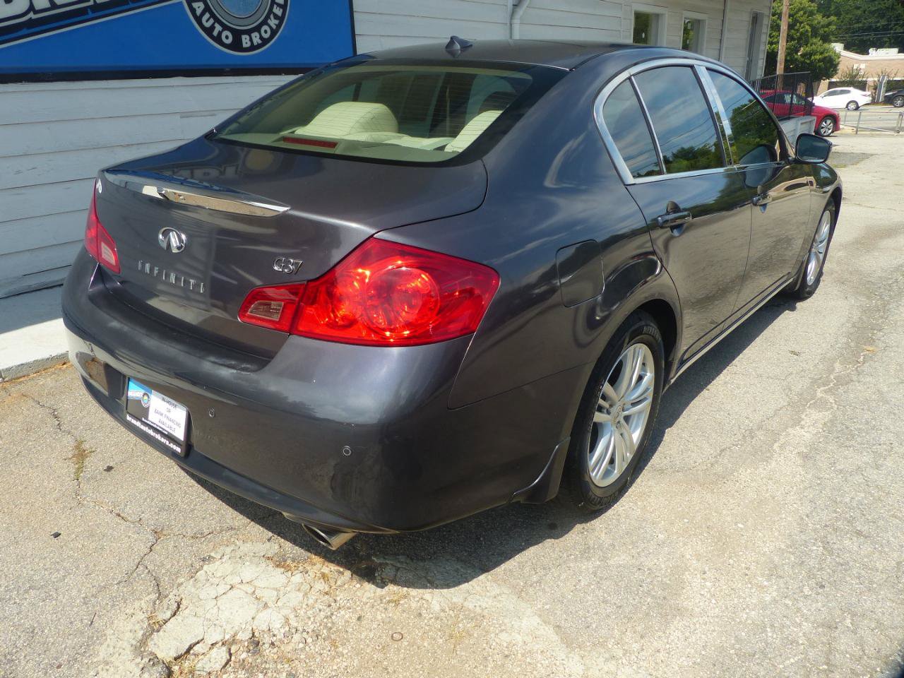 Used 2012 INFINITI G37 Journey w/ Premium Pkg RWD image 5