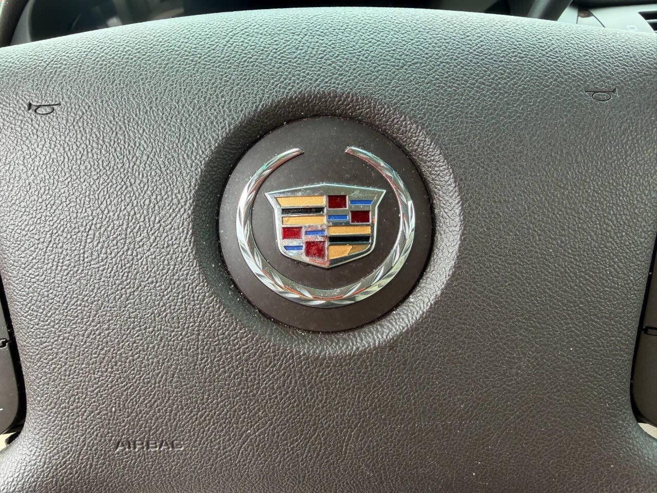 Used 2009 Cadillac DTS w/ Trunk Convenience Package FWD image 19