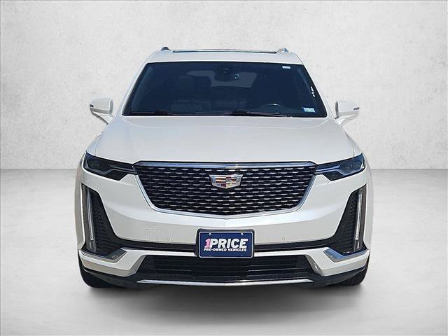 Used 2022 Cadillac XT6 Luxury FWD image 2
