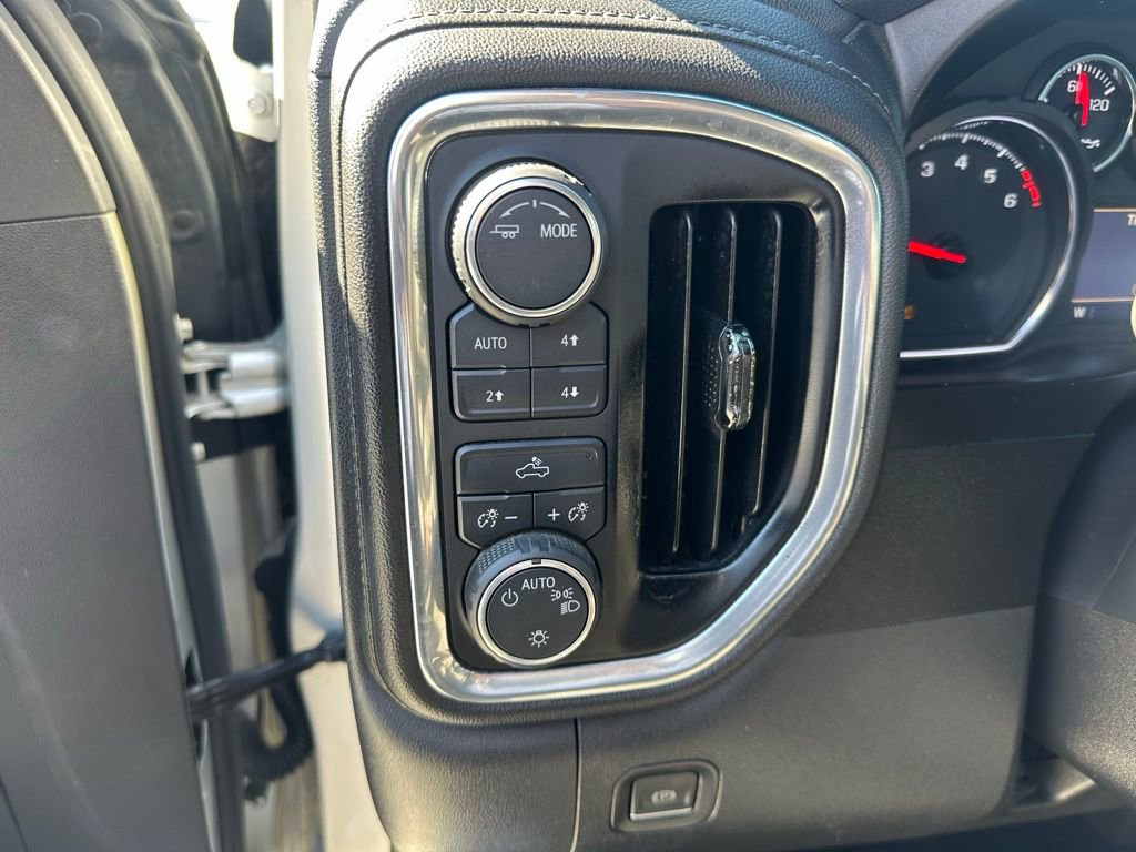 Used 2021 Chevrolet Silverado 1500 LT w/ Z71 Off-Road Package image 25