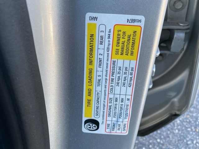 Used 2020 Chevrolet Trax LT w/ LT Convenience Package image 27