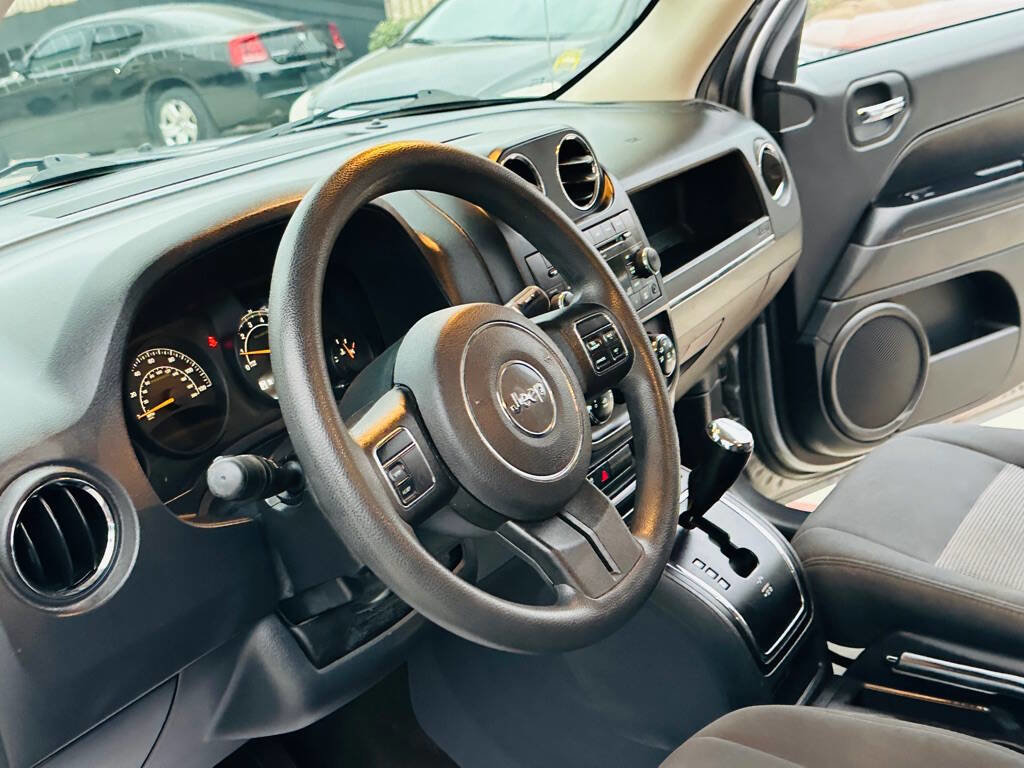 Used 2016 Jeep Patriot Sport w/ Power Value Group FWD image 13