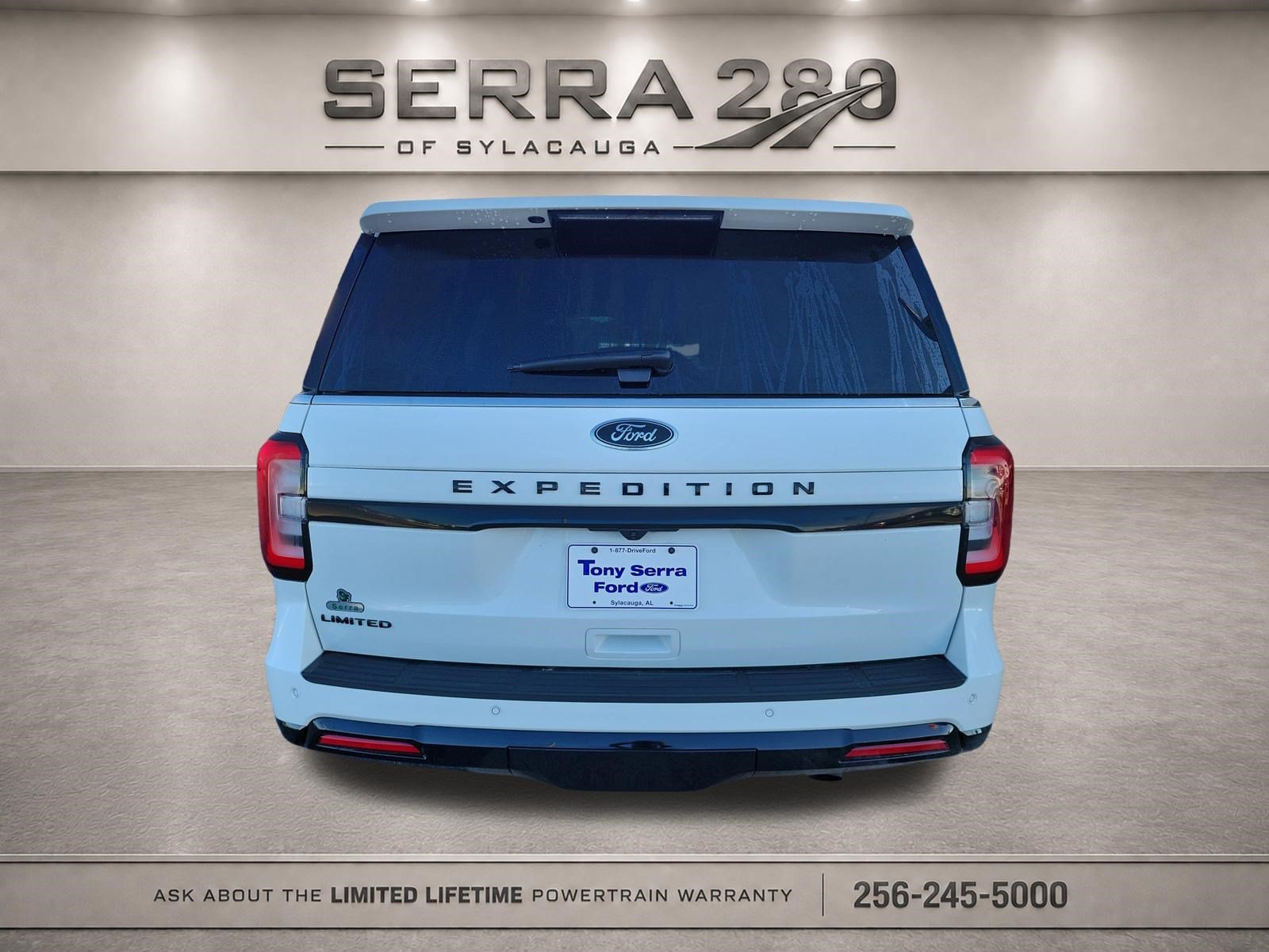 Used 2024 Ford Expedition Limited RWD image 6