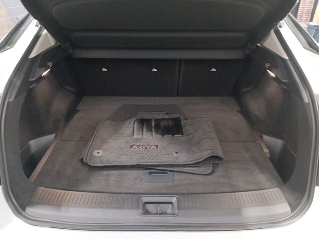 Used 2023 Nissan Ariya AWD image 31