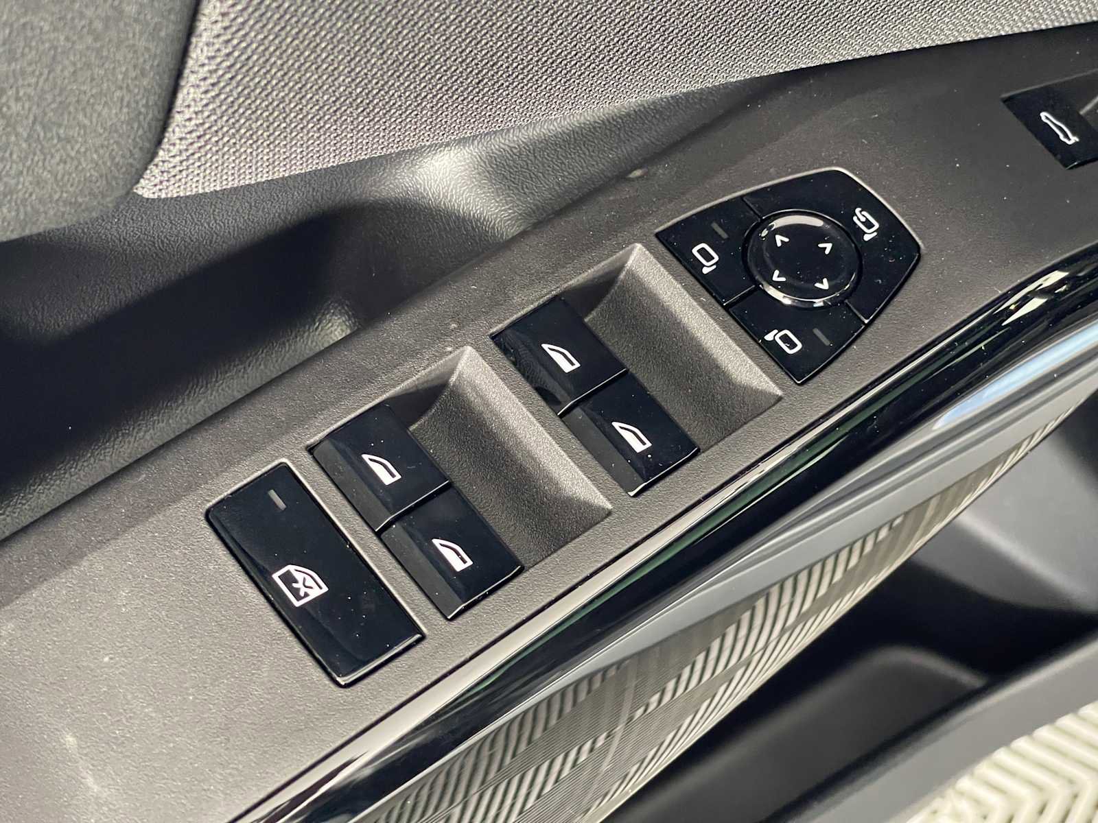 New 2026 BMW X3 M50 w/ Premium Package image 18