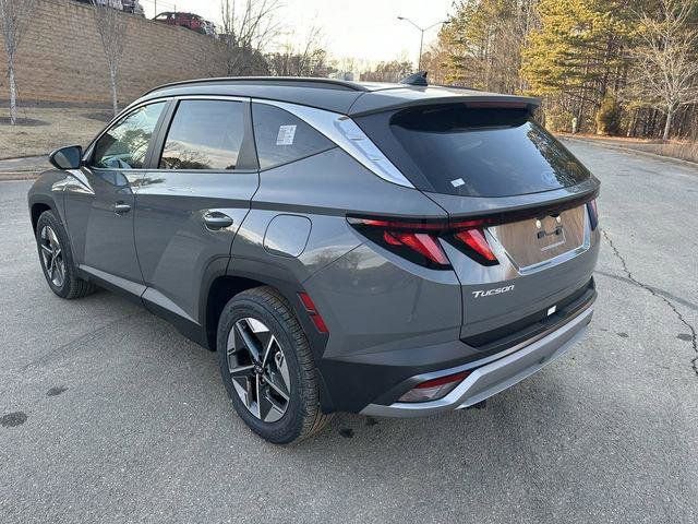 Certified 2025 Hyundai Tucson SEL FWD image 2