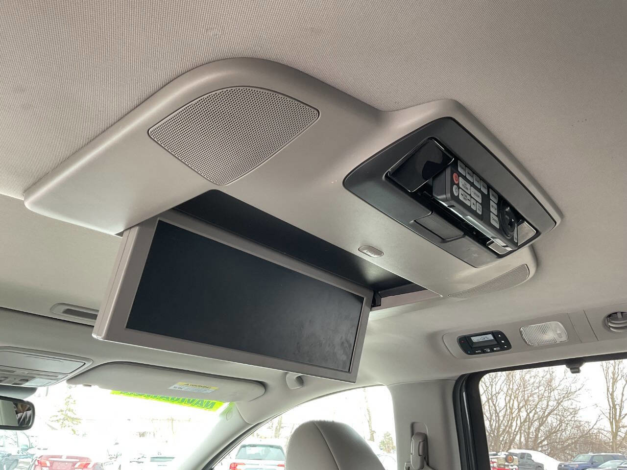 Used 2017 Honda Odyssey Touring Elite image 35