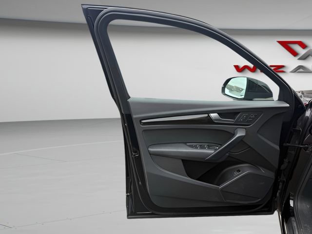 Used 2020 Audi Q5 2.0T Premium w/ Convenience Package image 13