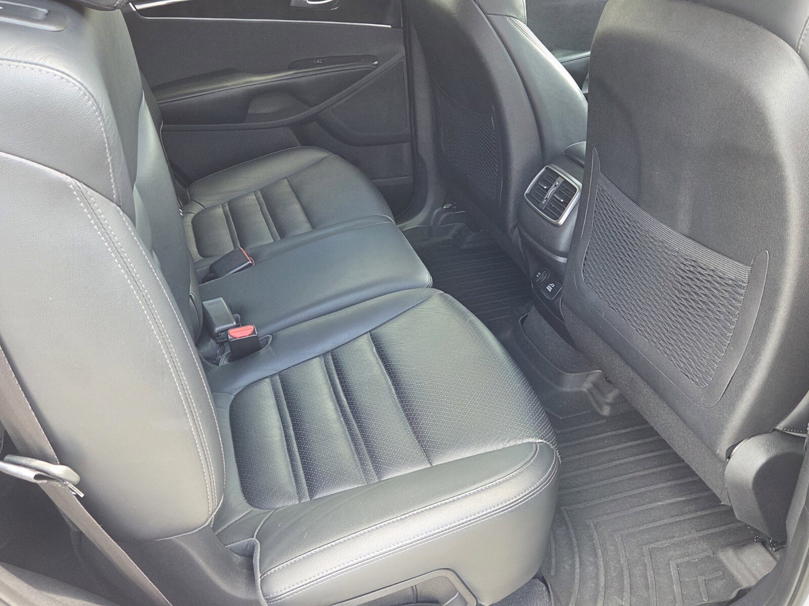 Used 2016 Kia Sorento EX w/ EX Premium Package FWD image 10