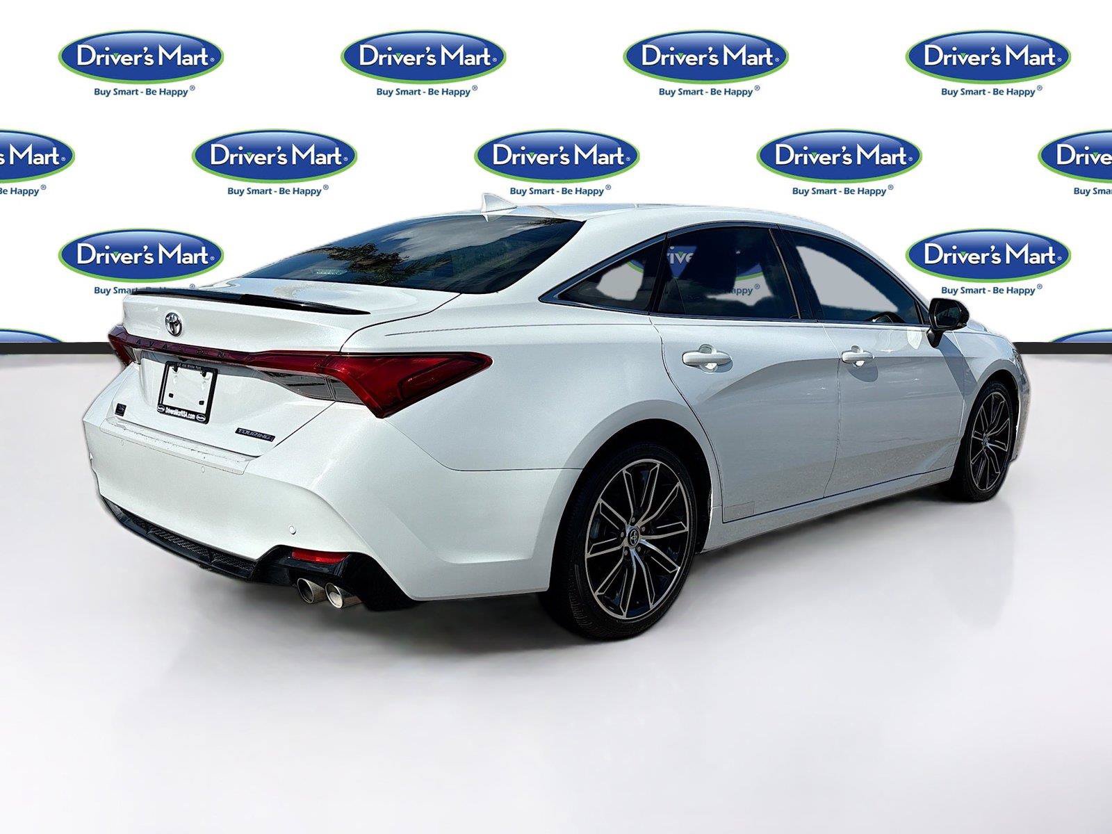 Used 2019 Toyota Avalon Touring FWD image 7