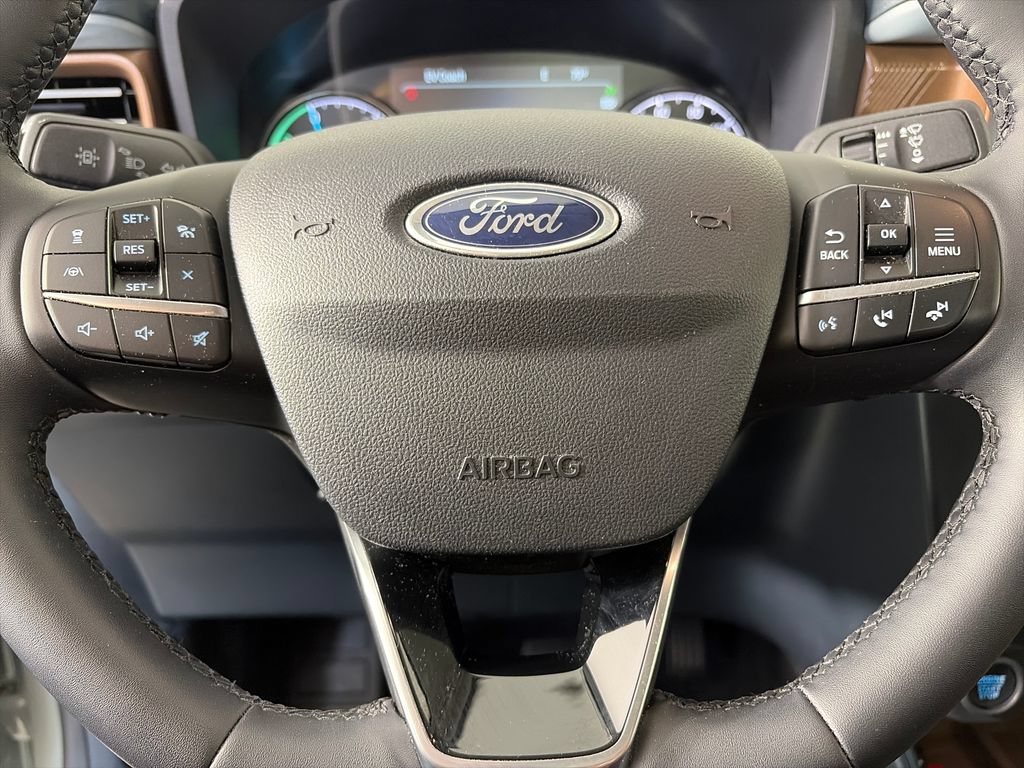 Certified 2024 Ford Maverick Lariat FWD image 16