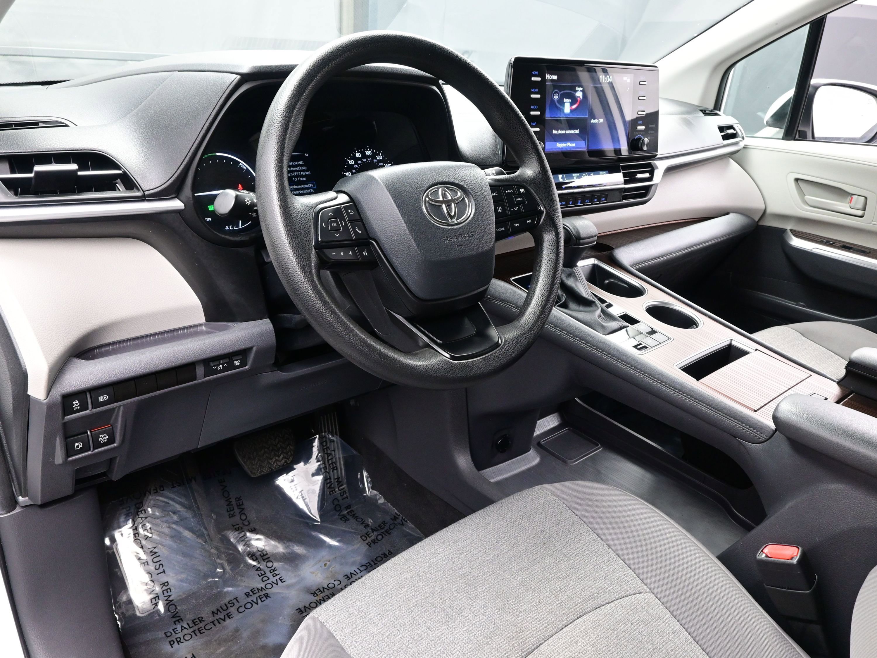 Used 2024 Toyota Sienna LE image 13