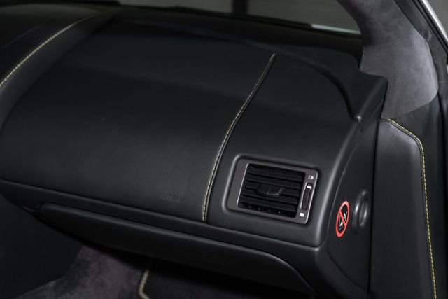 Used 2015 Aston Martin V12 Vantage S RWD image 15