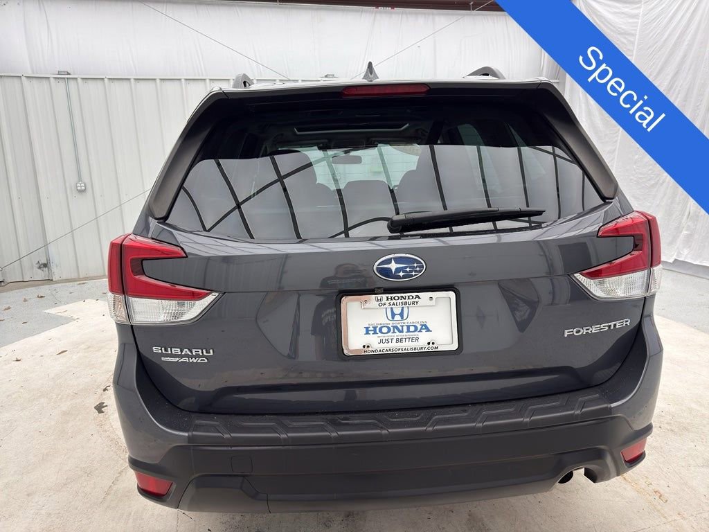 Used 2023 Subaru Forester Premium image 26