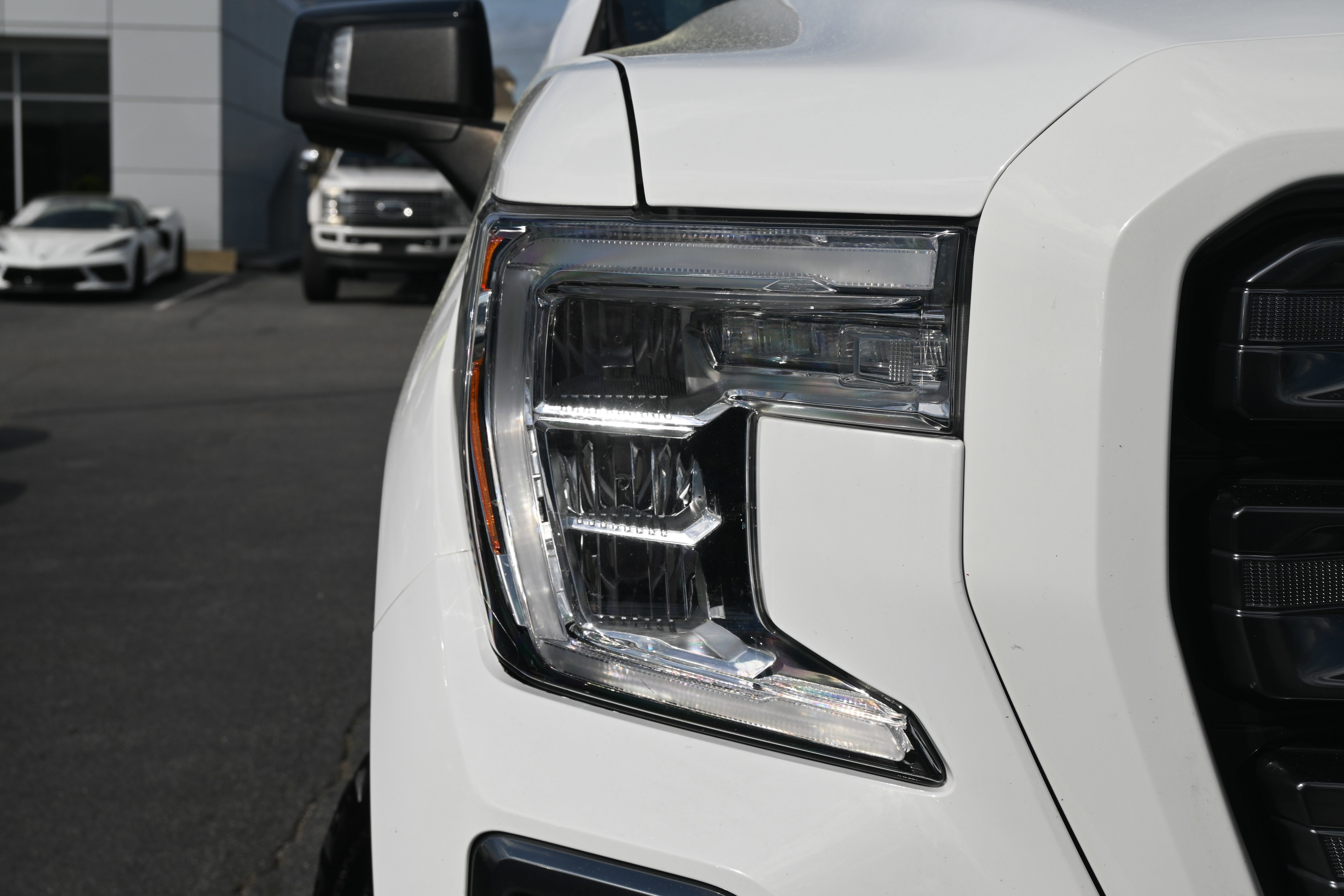 Used 2020 GMC Sierra 1500 AT4 w/ AT4 Premium Package image 26