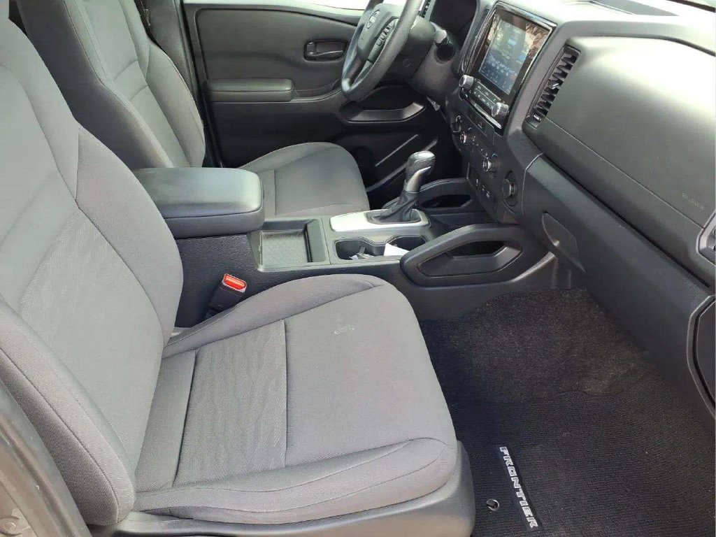 Certified 2022 Nissan Frontier S w/ Technology Package AWD/4WD image 18