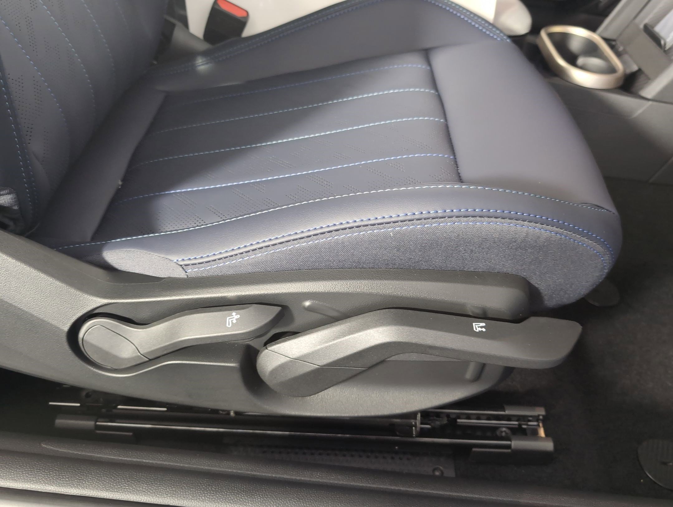 New 2026 MINI Cooper S image 31