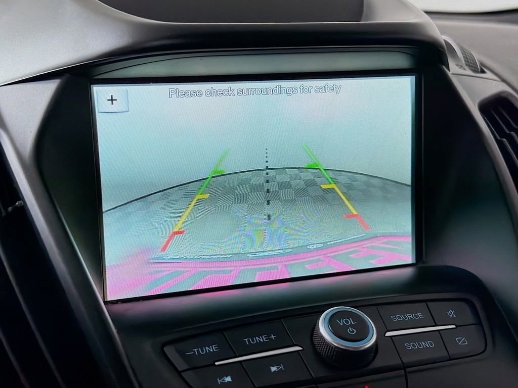 Used 2019 Ford Escape SE image 15