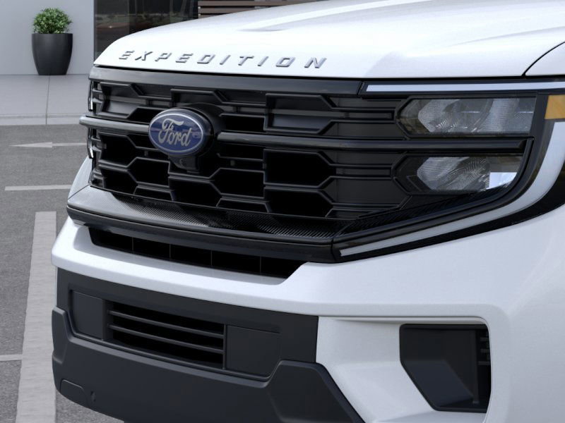 New 2025 Ford Expedition Active image 17