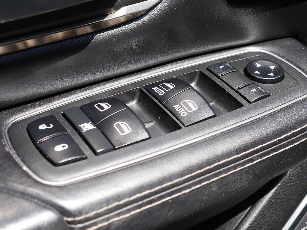 Used 2019 RAM 1500 Limited AWD/4WD image 25