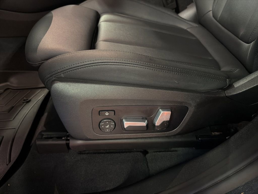 Used 2020 BMW X3 xDrive30e w/ Convenience Package image 15