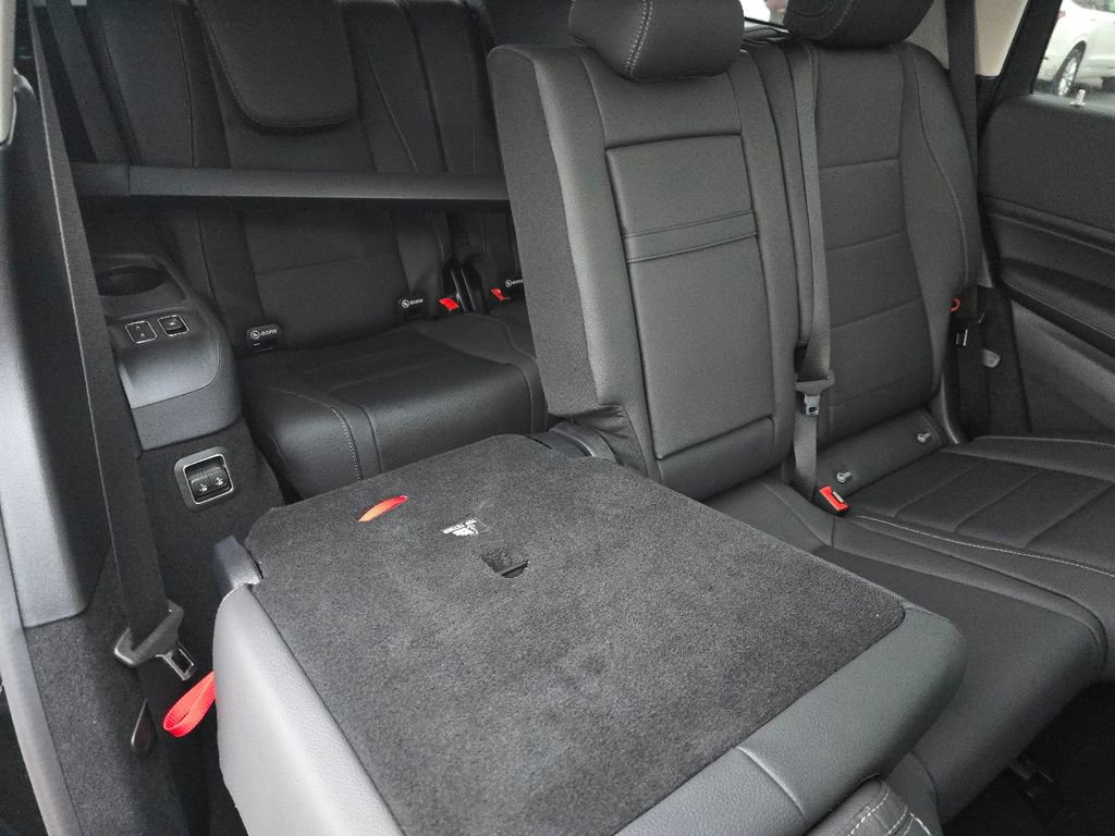 New 2026 Mercedes-Benz GLS 450 4MATIC image 20