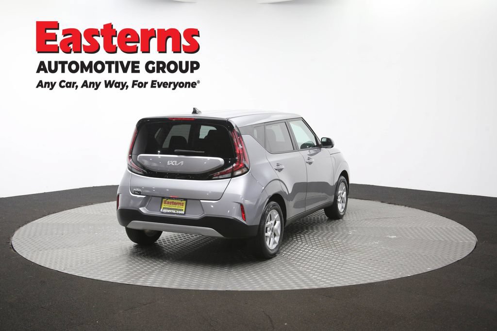 Used 2025 Kia Soul LX w/ LX Technology Package FWD image 38