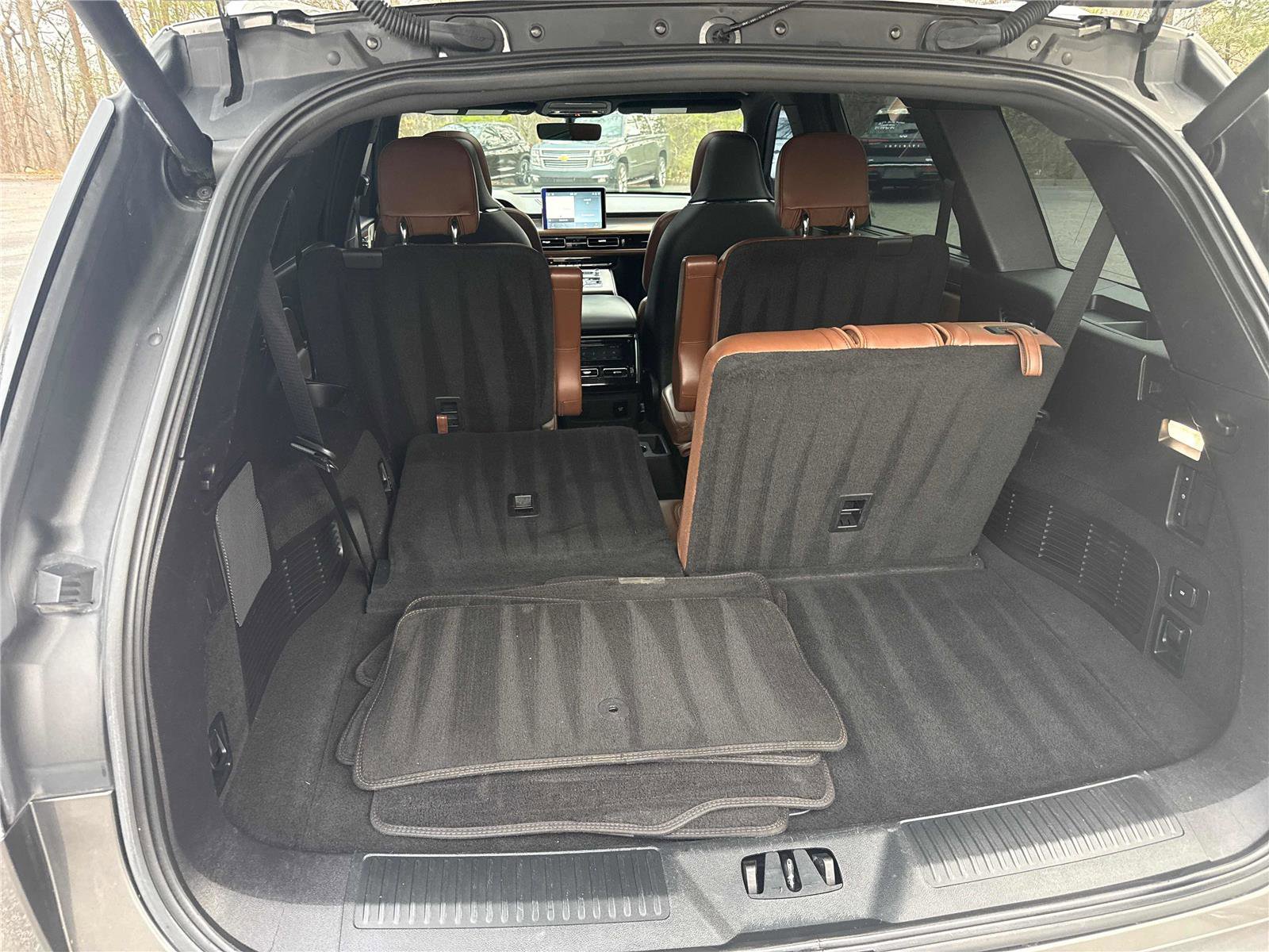 Used 2020 Lincoln Aviator Reserve w/ Equipment Group 202A AWD/4WD image 30